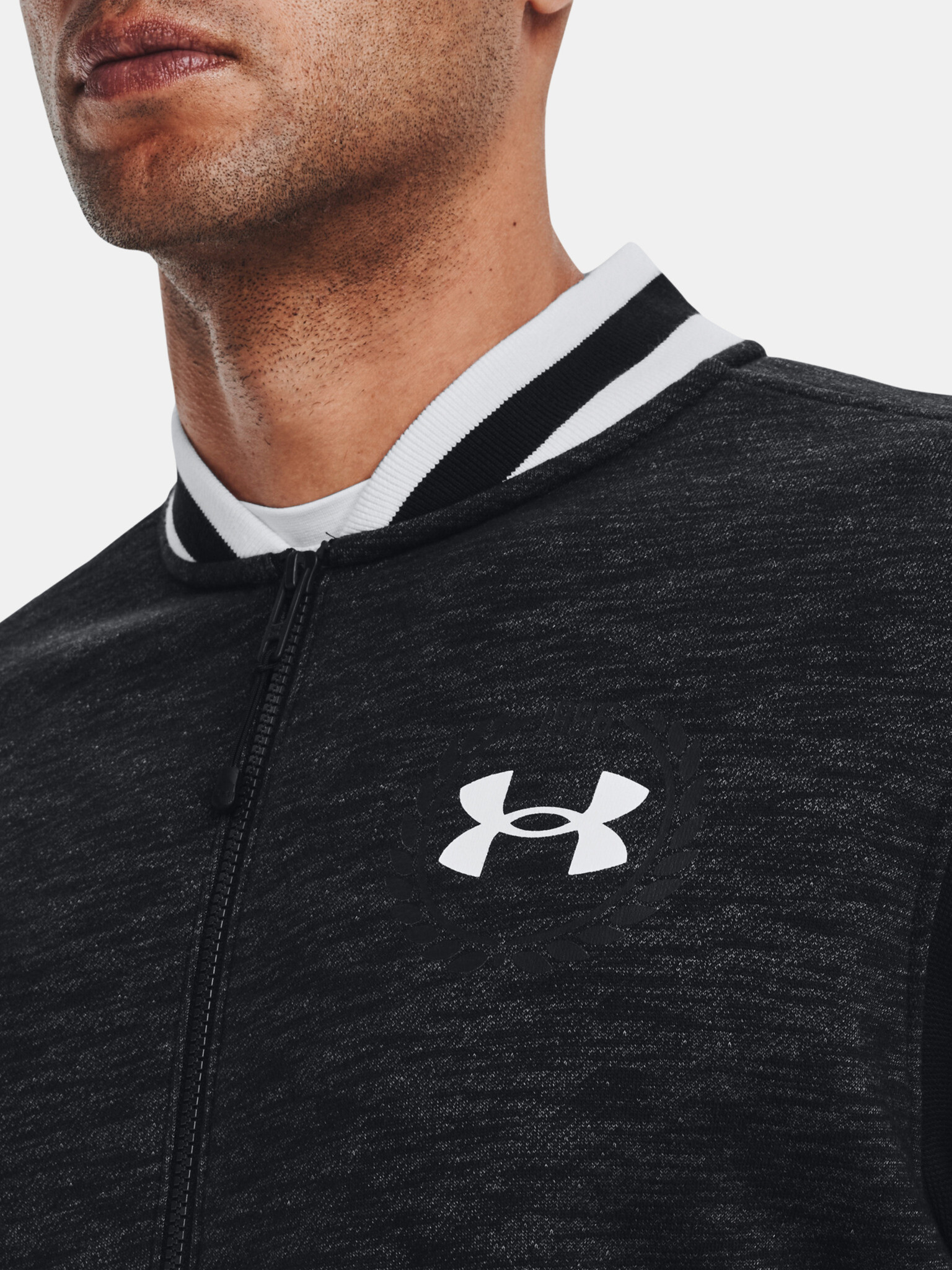 Under Armour UA Essential Heritage Flc FZ Sweatshirt Cheren - Pepit.bg