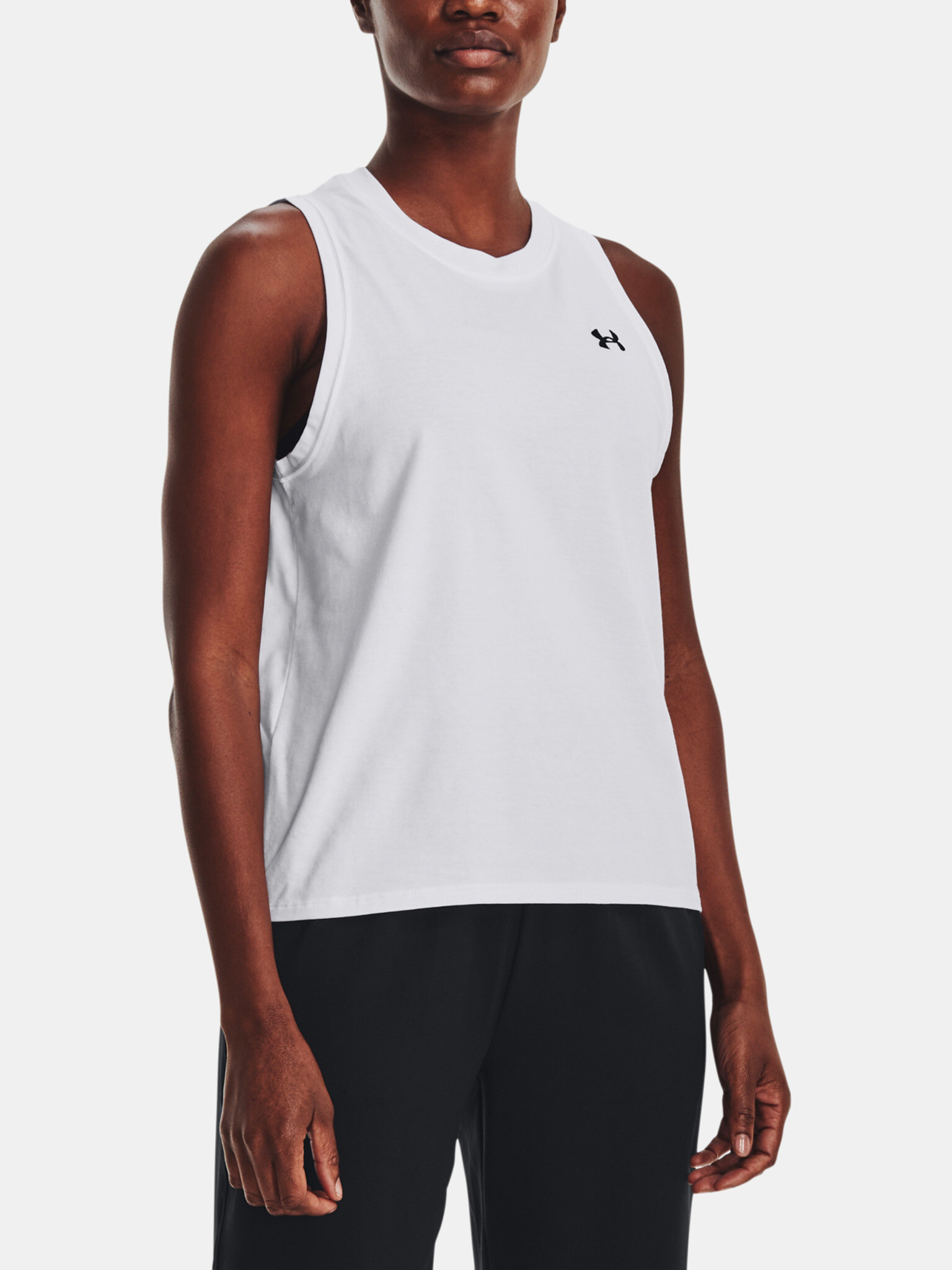 Under Armour UA Essential Потник Byal - Pepit.bg