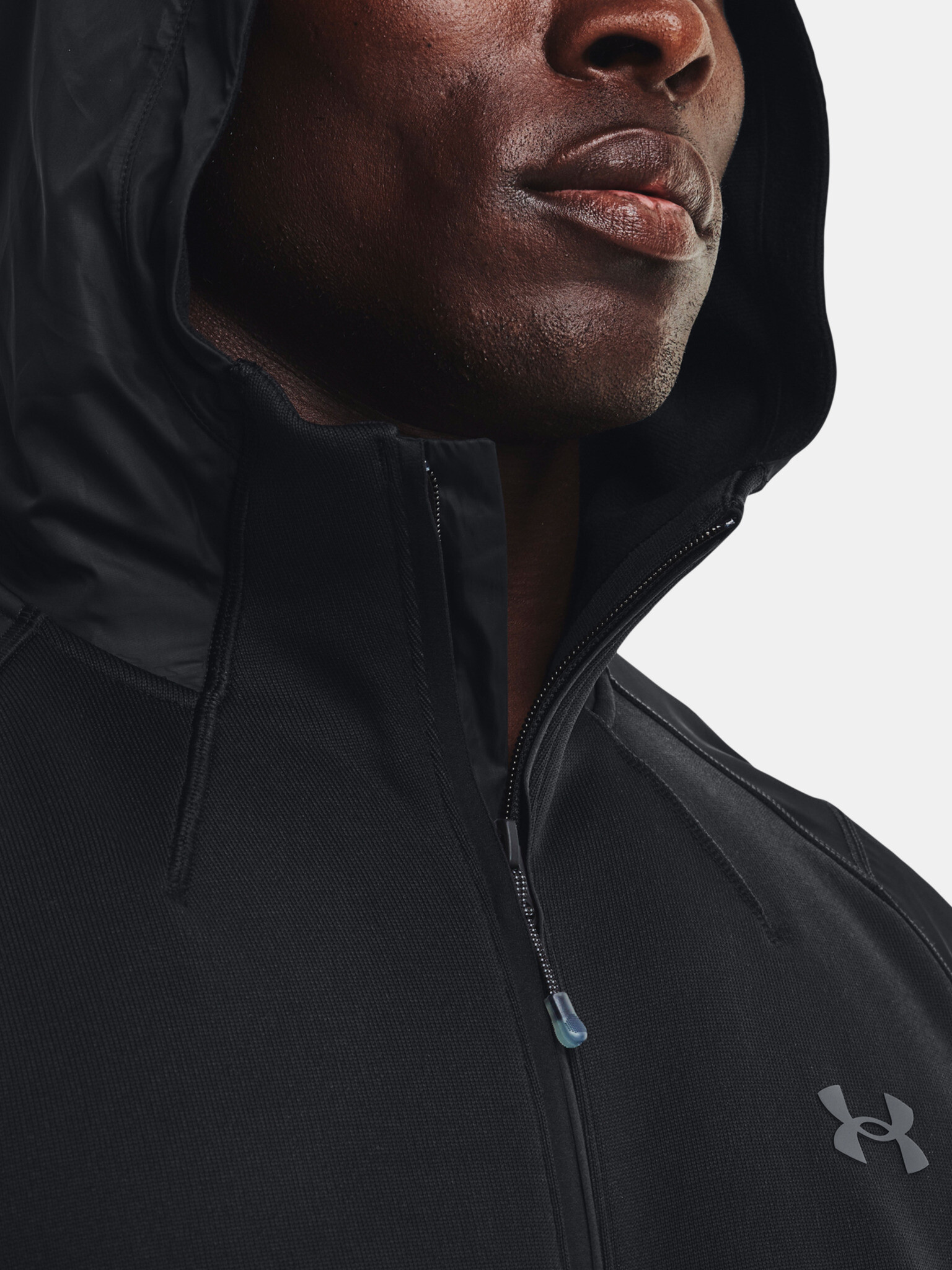 Under Armour UA Essential Swacket Яке Cheren - Pepit.bg