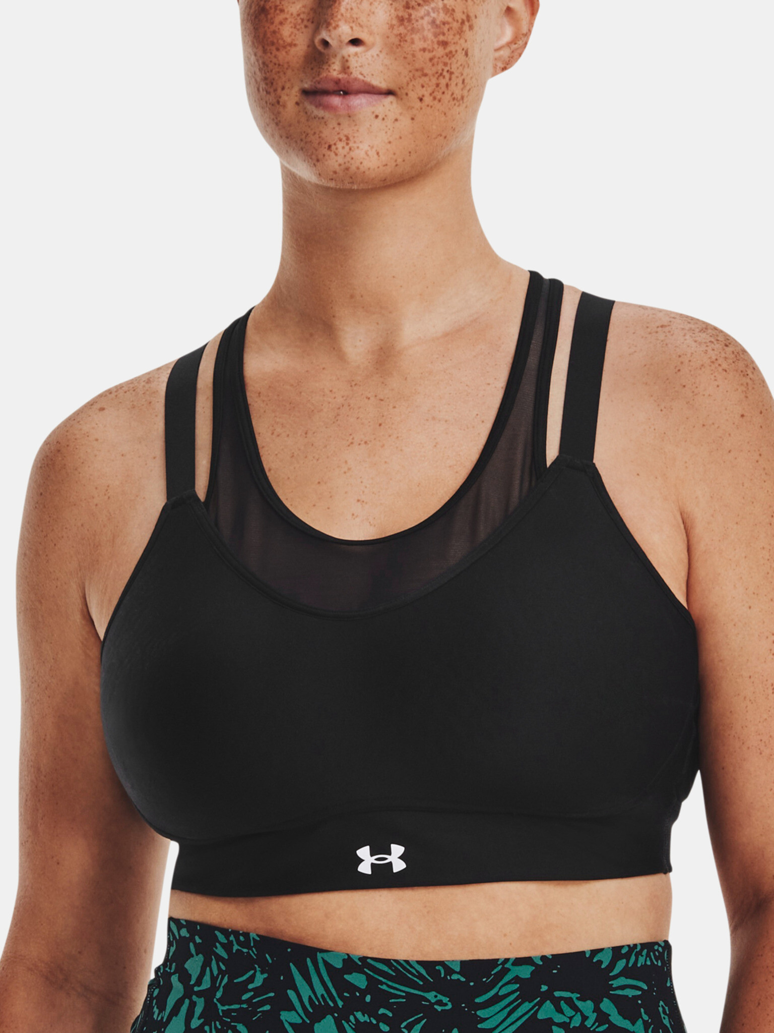 Under Armour UA Infinity Mesh Low-BLK Cпортен Сутиен Cheren - Pepit.bg