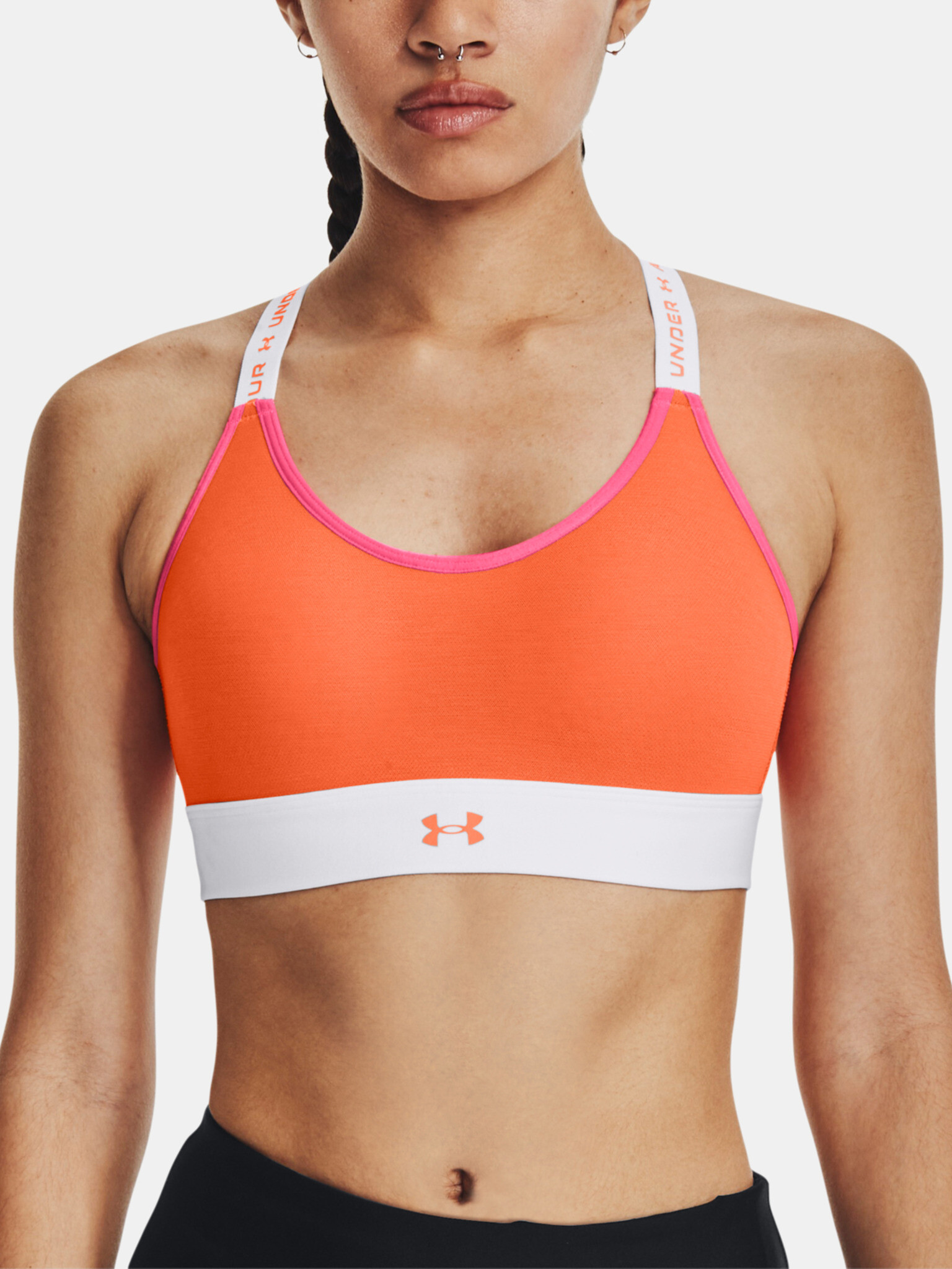 Under Armour UA Infinity Mid Run Hook Cпортен Сутиен Oranzhev - Pepit.bg