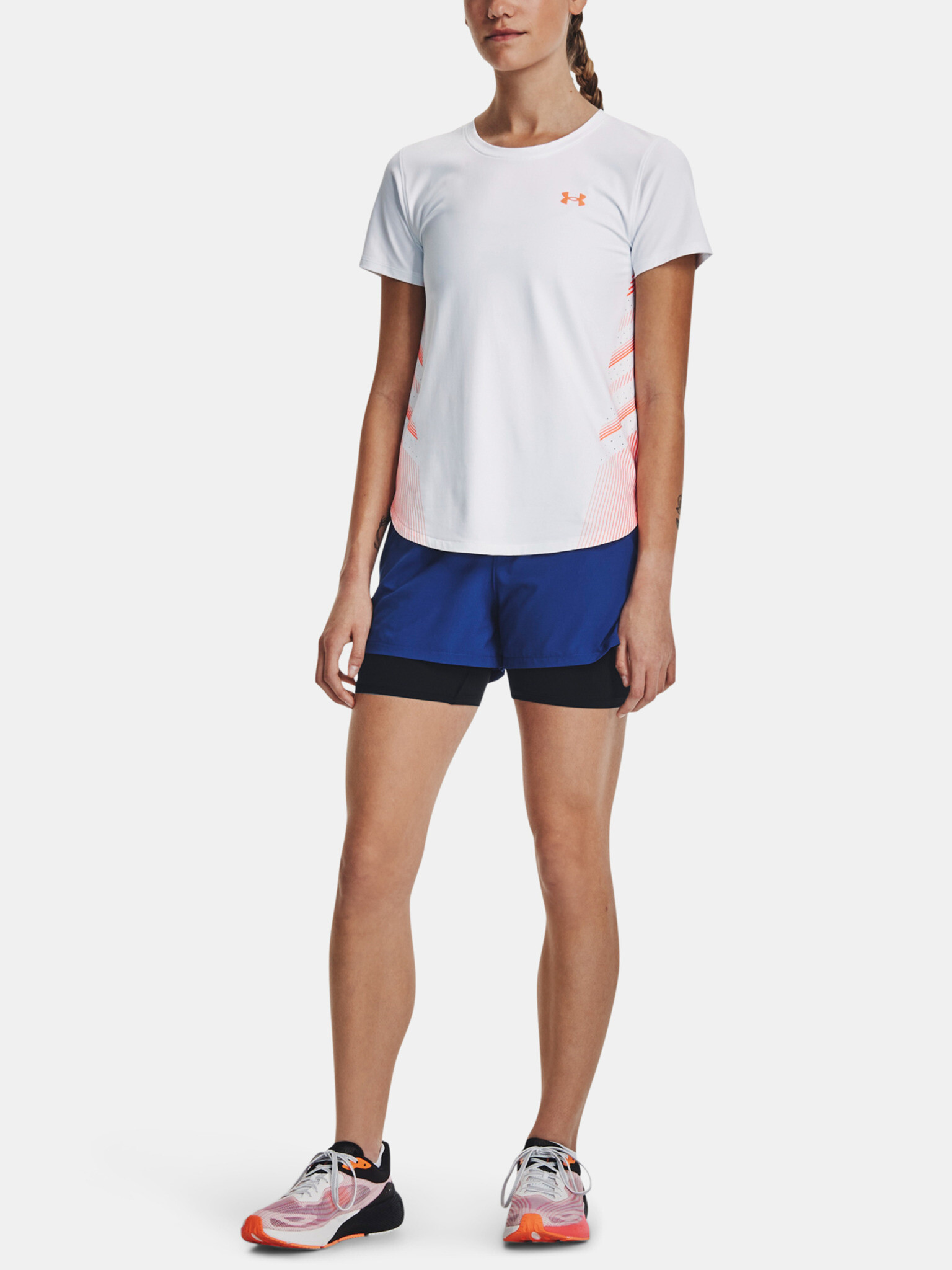 Under Armour UA Iso-Chill Laser T-shirt Byal - Pepit.bg