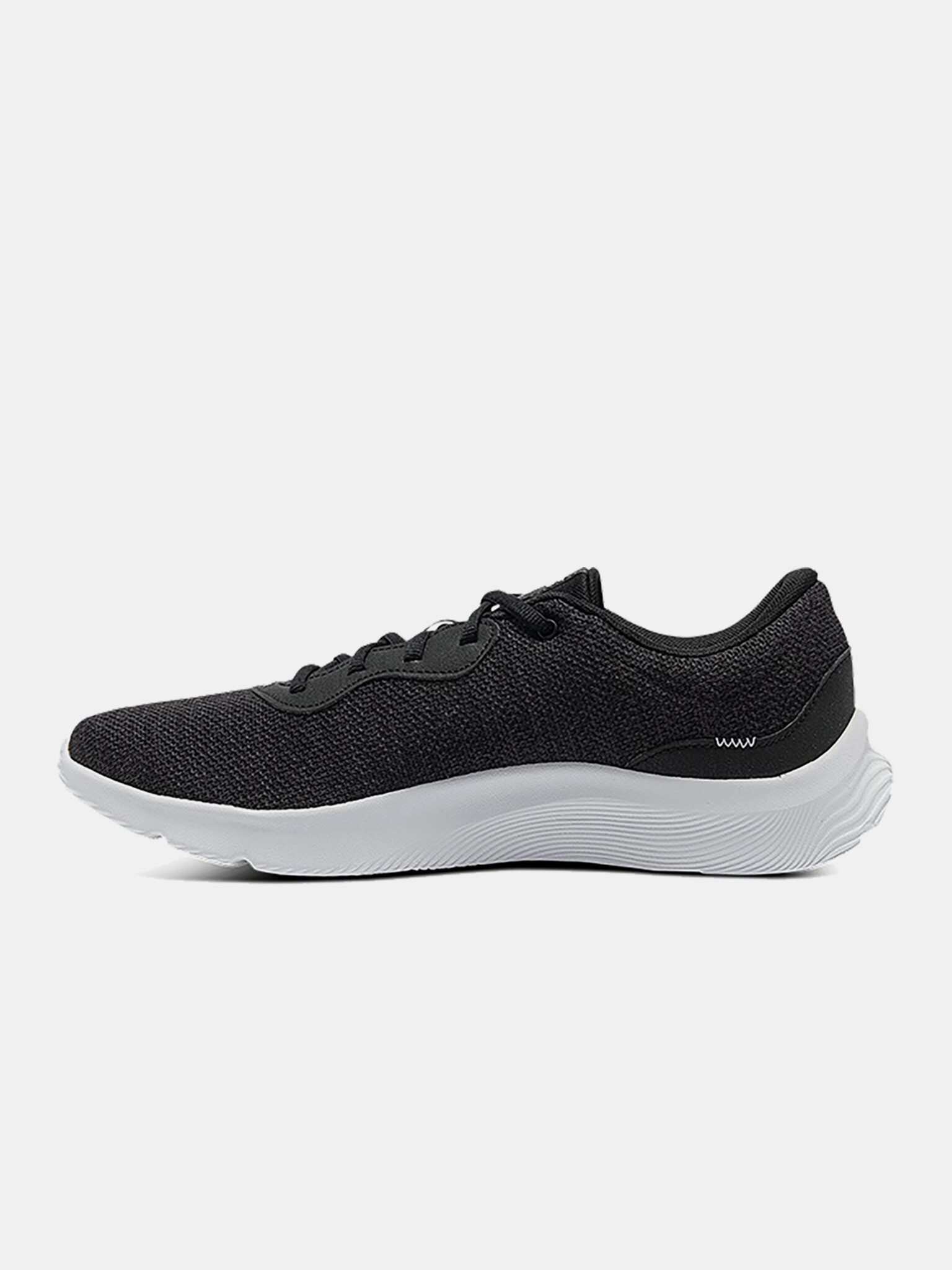 Under Armour UA Mojo 2 Спортни обувки Cheren - Pepit.bg