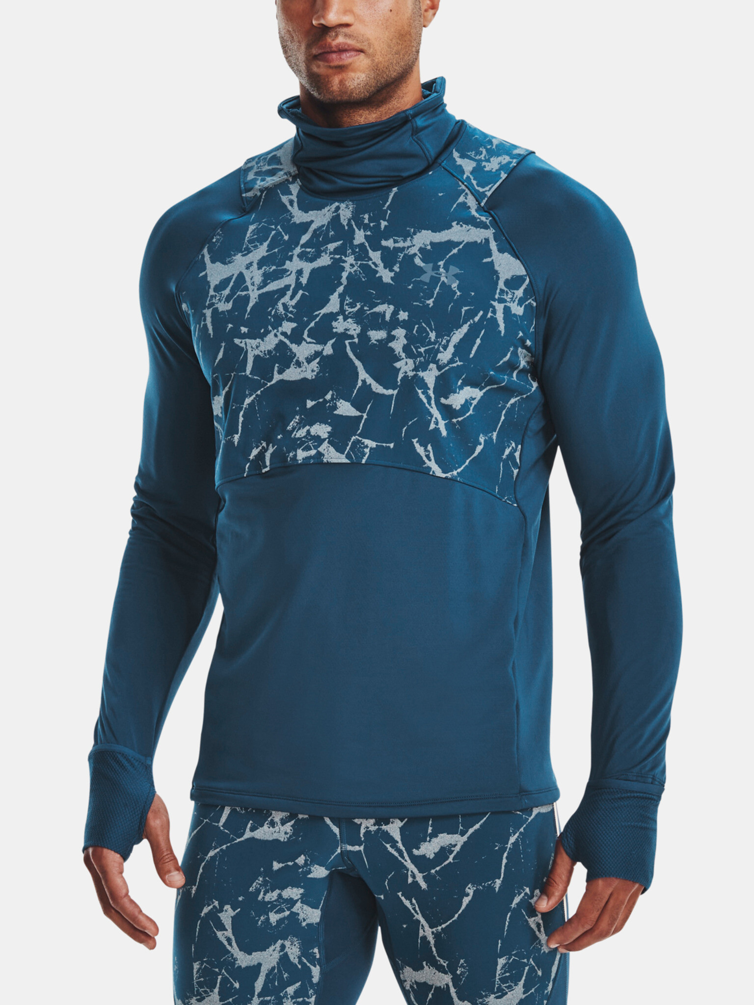 Under Armour UA OutRun The Cold Funnel T-shirt Sin - Pepit.bg