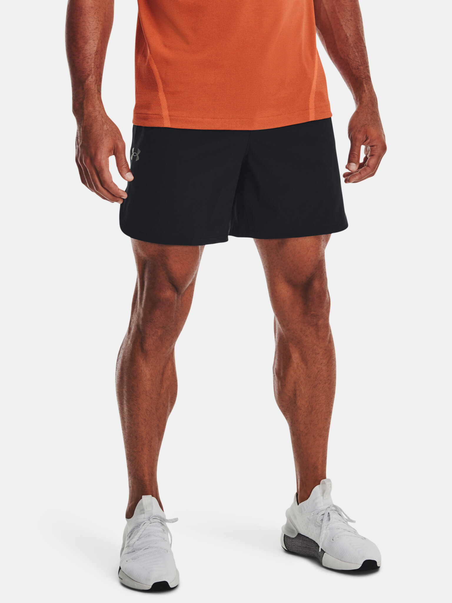 Under Armour UA Peak Woven Shorts-BLK Къси панталони Cheren - Pepit.bg