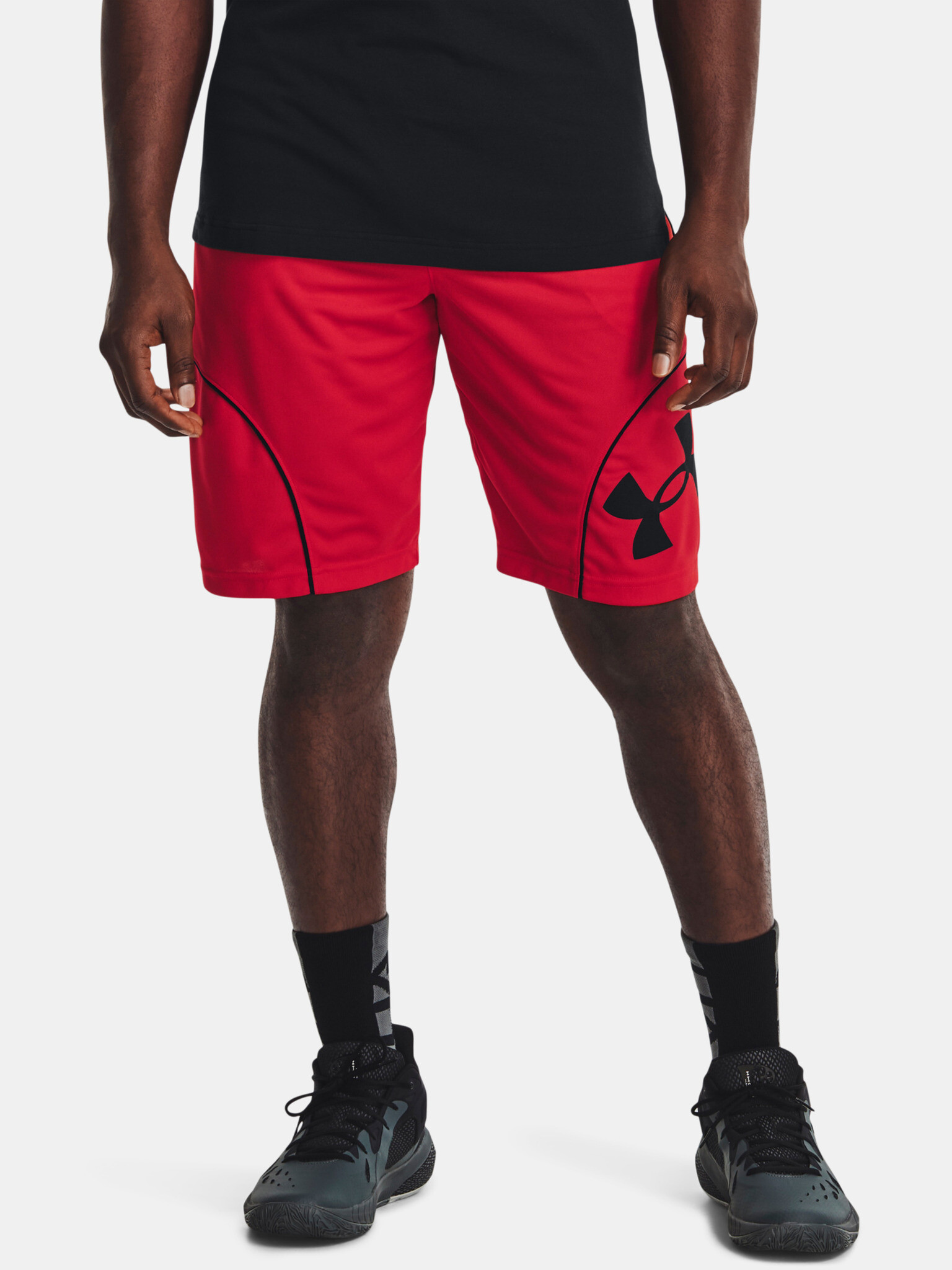 Under Armour UA Perimetr 11'' Къси панталони Cherven - Pepit.bg