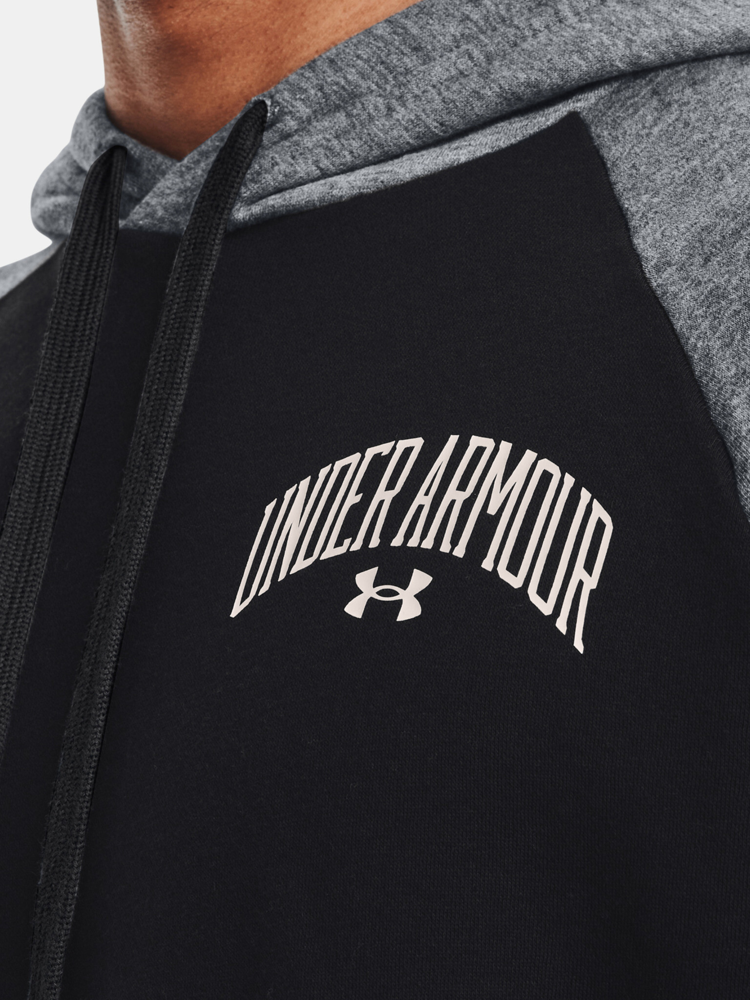 Under Armour UA Rival WM Colorblock HD Sweatshirt Cheren - Pepit.bg