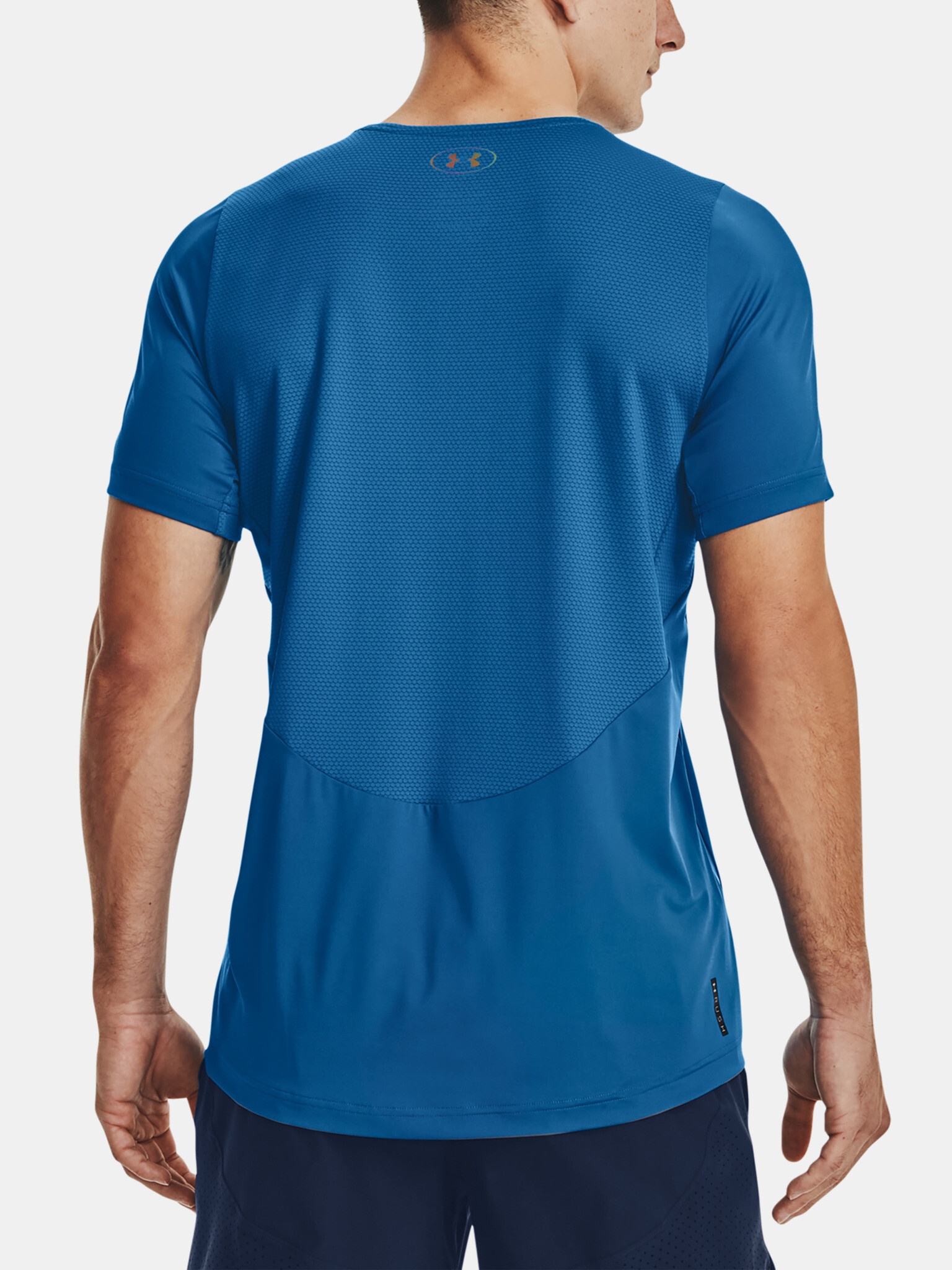 Under Armour UA Rush 2.0 Vent SS T-shirt Sin - Pepit.bg