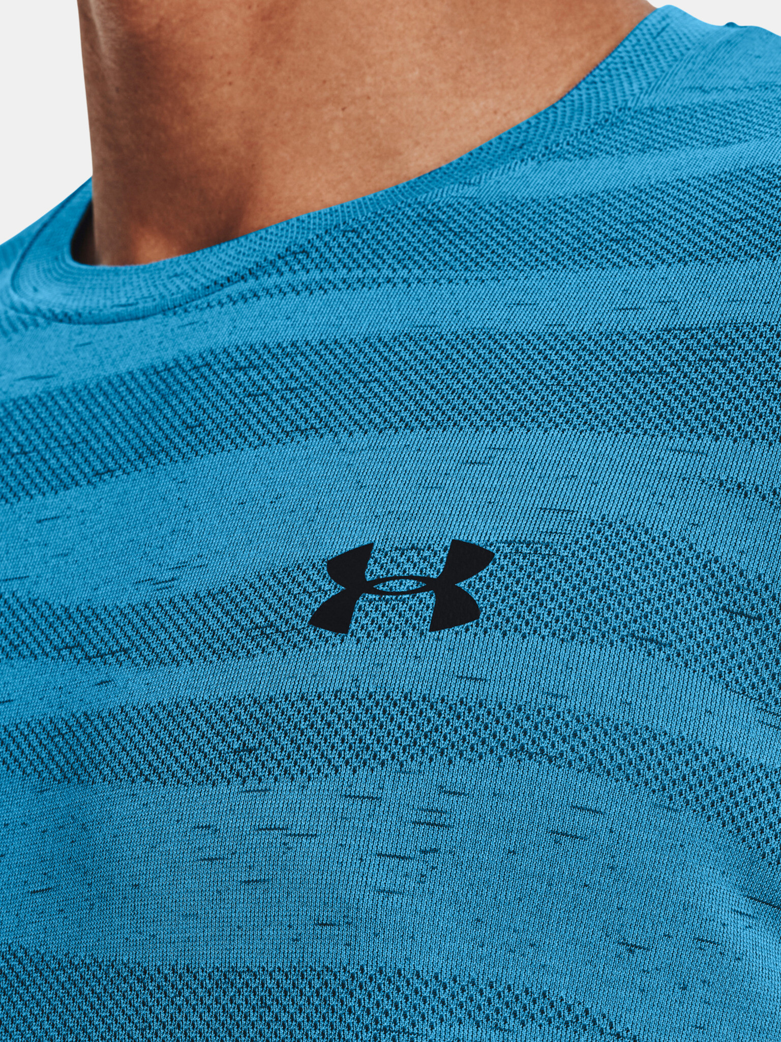 Under Armour UA Seamless Wave SS T-shirt Sin - Pepit.bg