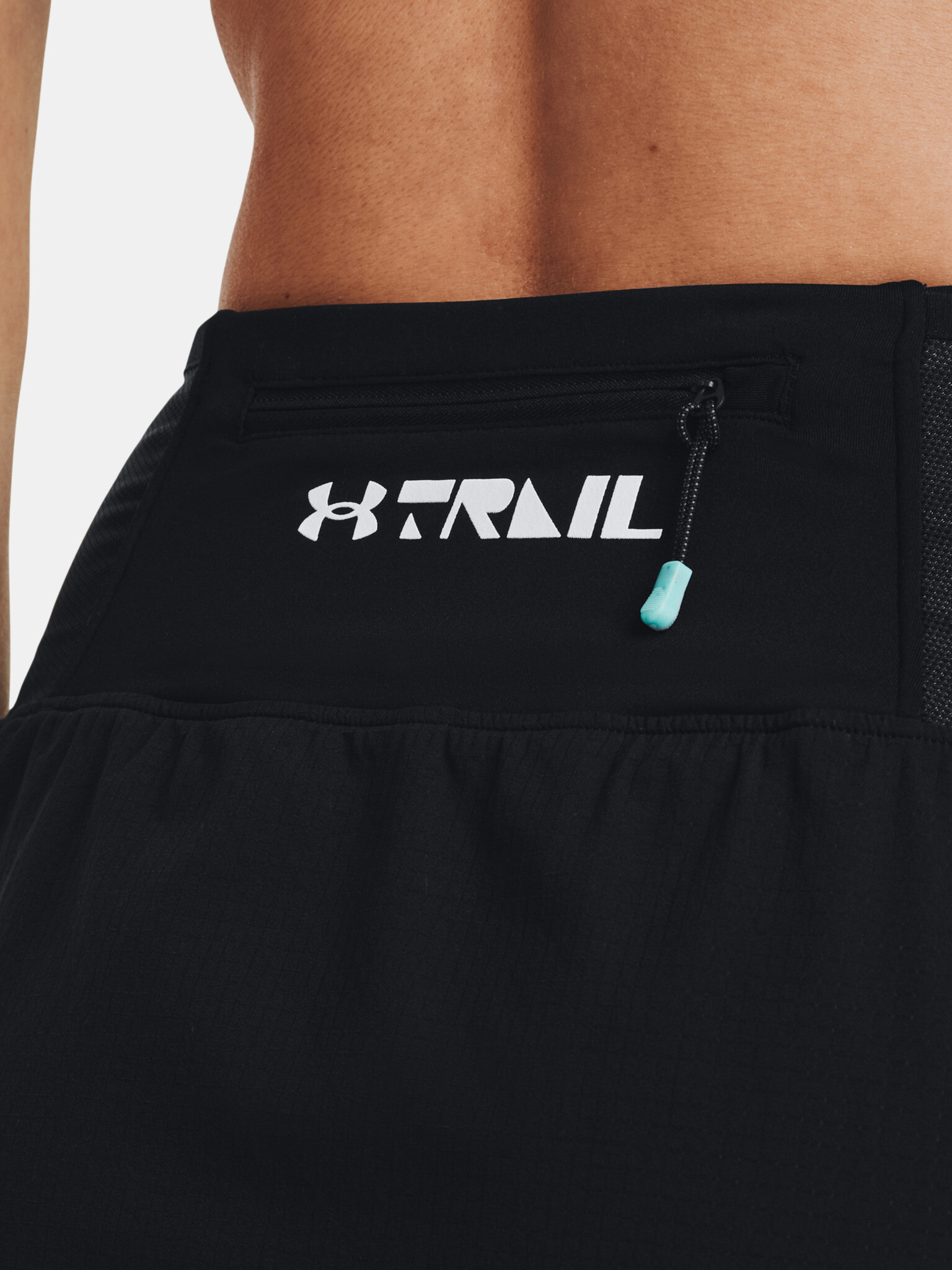 Under Armour UA SpeedPocket Trail Пола Cheren - Pepit.bg
