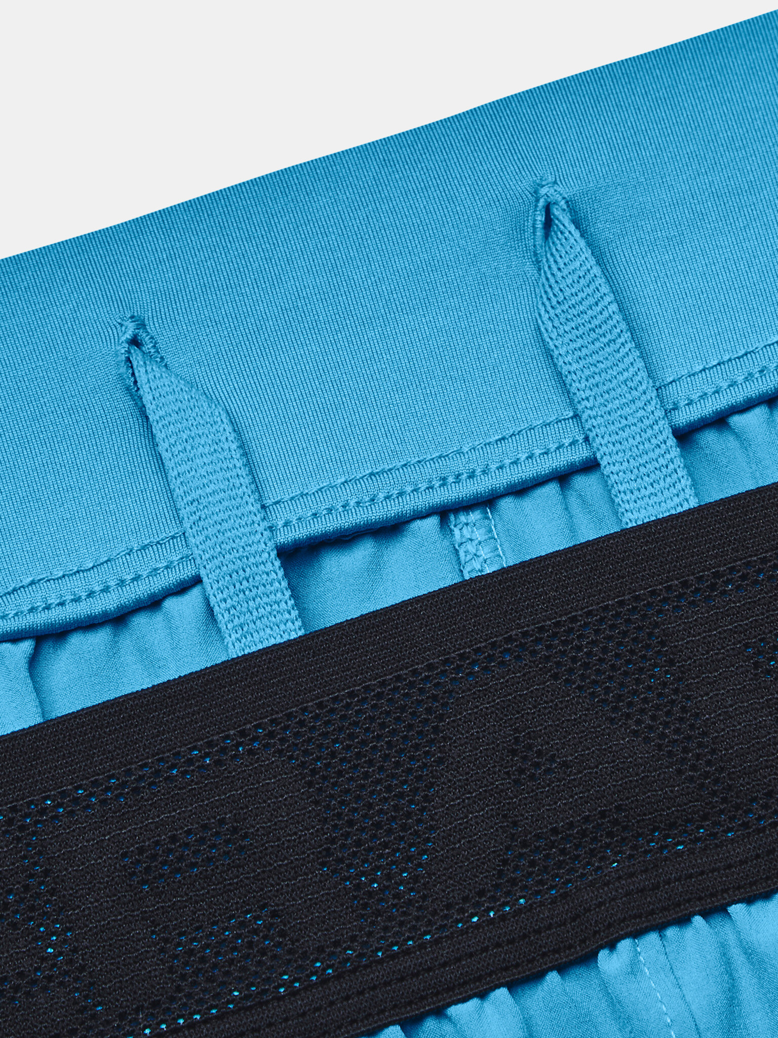 Under Armour UA Stretch-Woven Къси панталони Sin - Pepit.bg