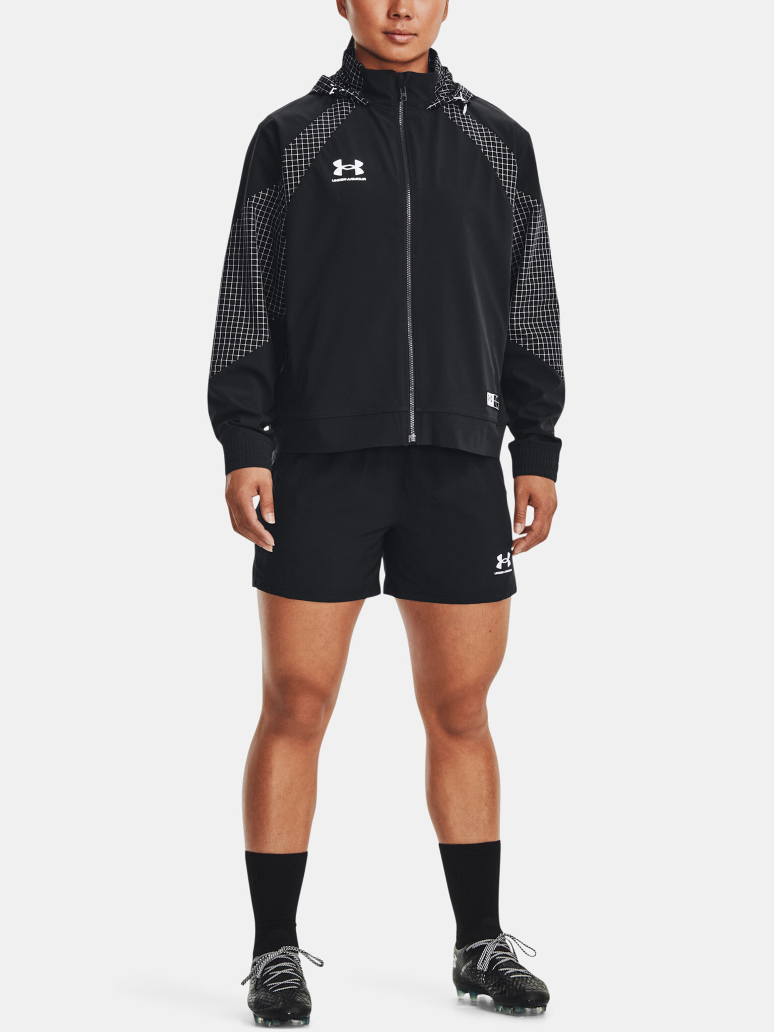 Under Armour UA W Accelerate Track Яке Cheren - Pepit.bg