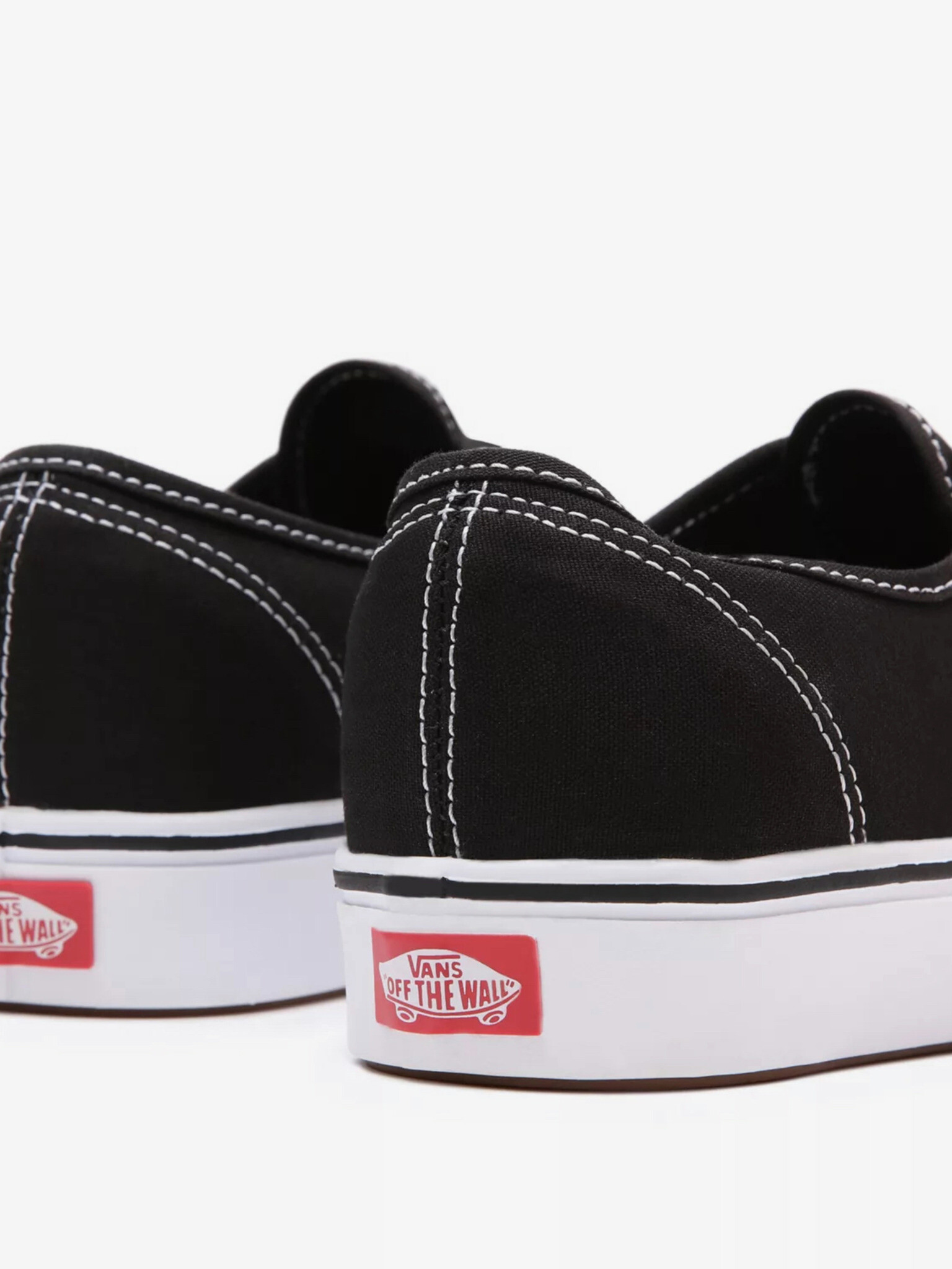 Vans Classic Comfy Cush Спортни обувки Cheren - Pepit.bg