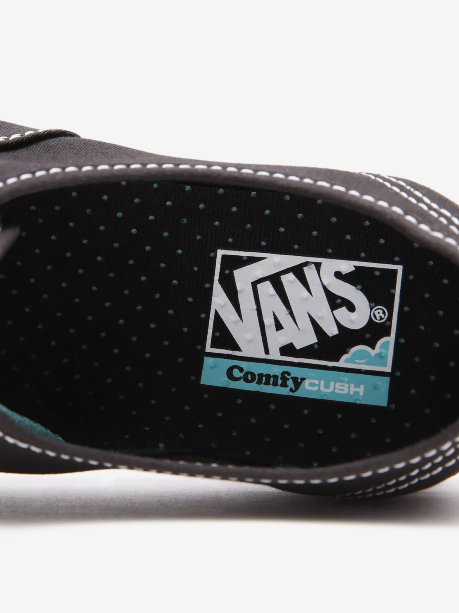 Vans Classic Comfy Cush Спортни обувки Cheren - Pepit.bg