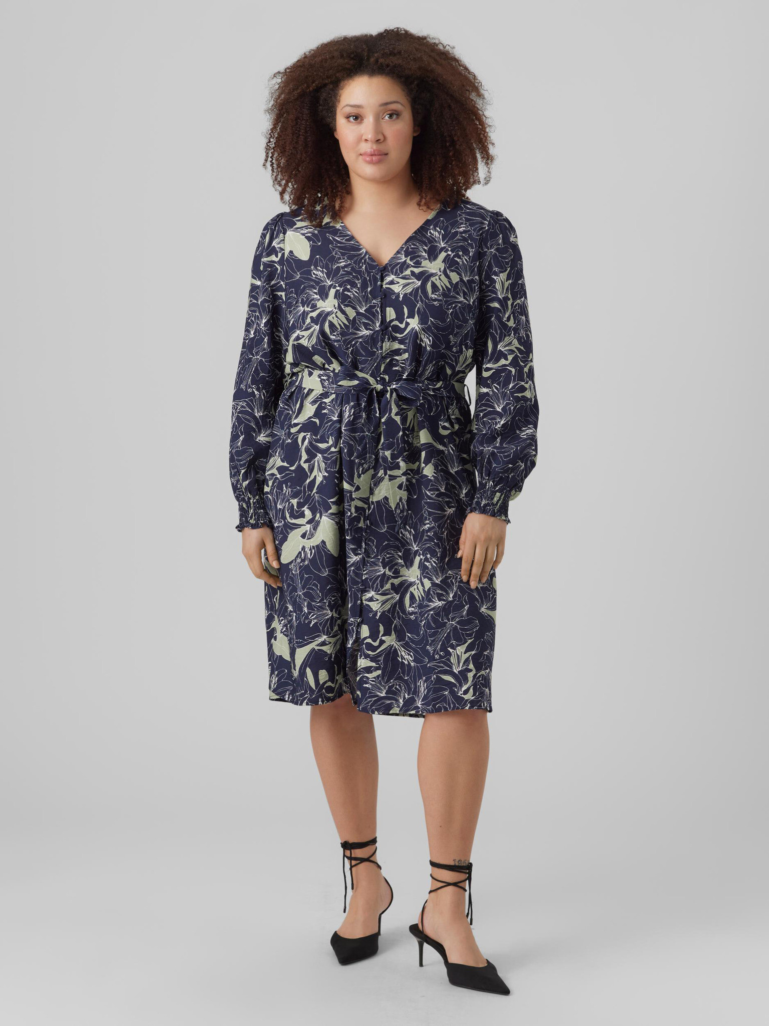 Vero Moda Curve Рокля Sin - Pepit.bg