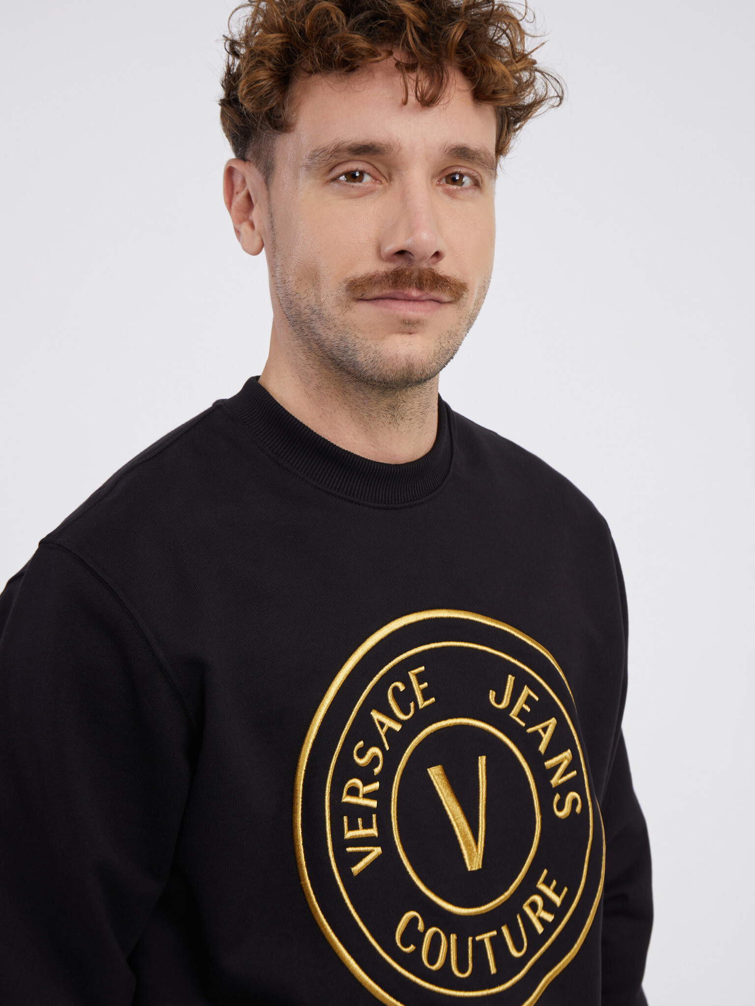 Versace Jeans Couture Sweatshirt Cheren - Pepit.bg