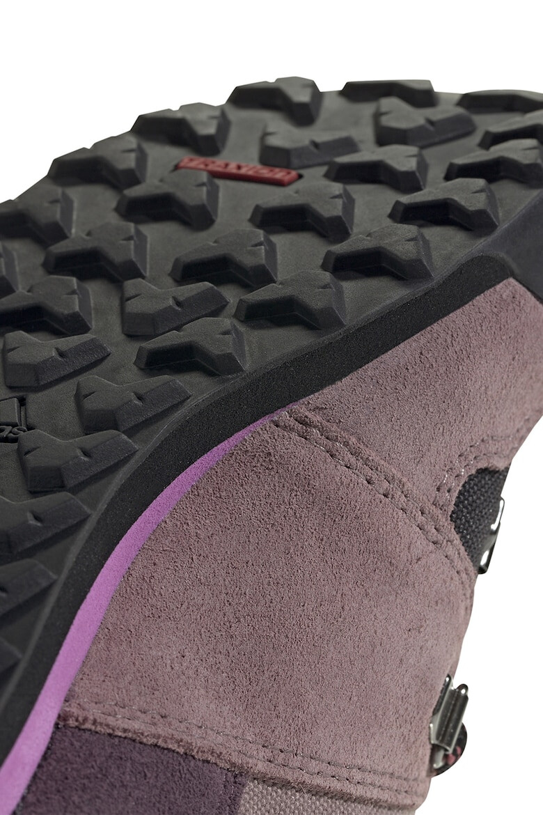 adidas Performance Боти Terrex Snowpitch с велур - Pepit.bg