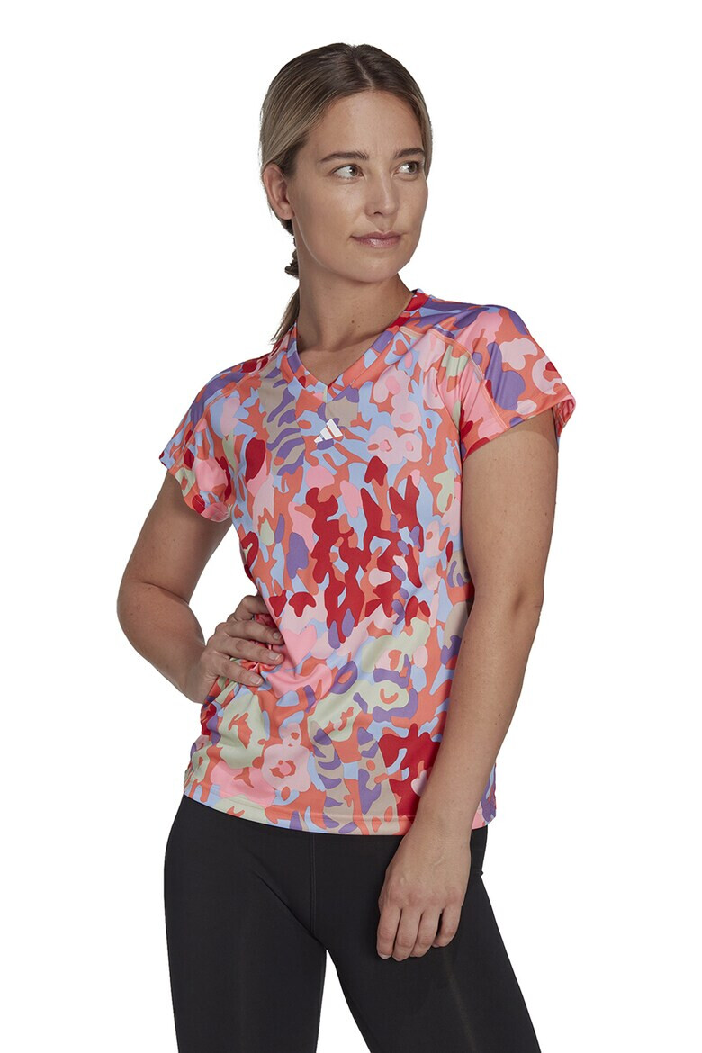 adidas Performance Фитнес тениска Essentials с шпиц - Pepit.bg