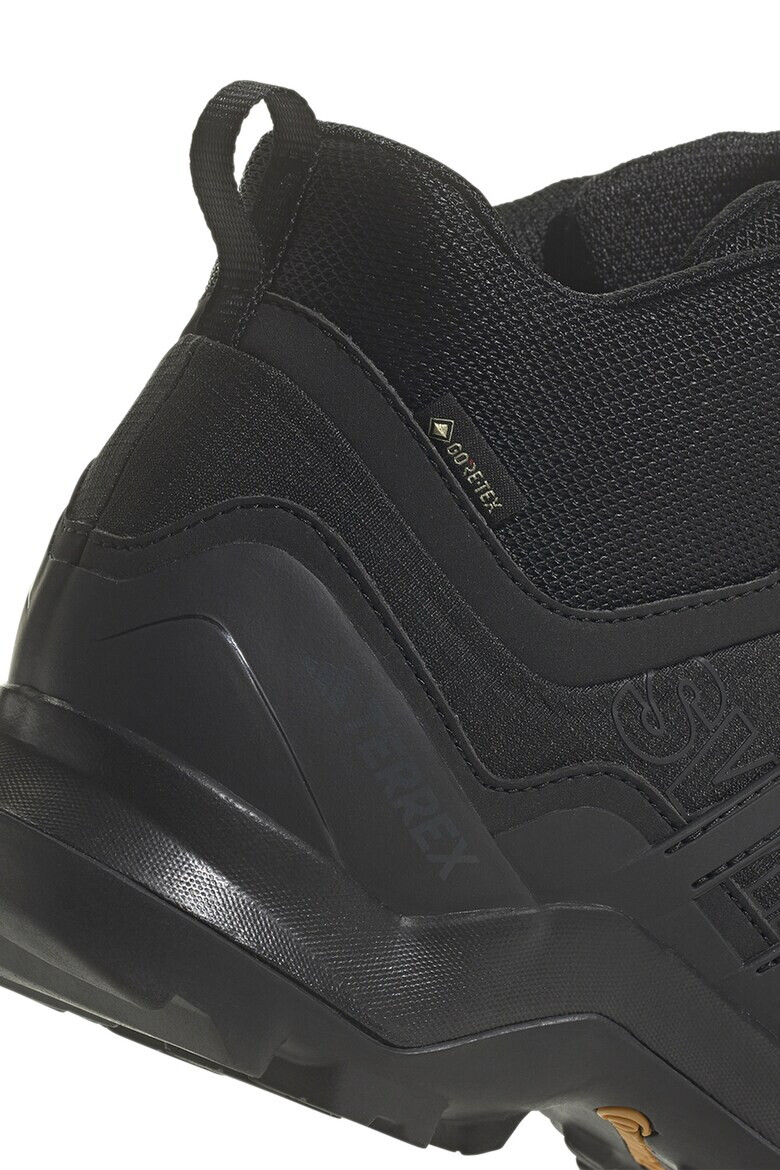 adidas Performance Хайкинг боти Terrex Swift R2 - Pepit.bg