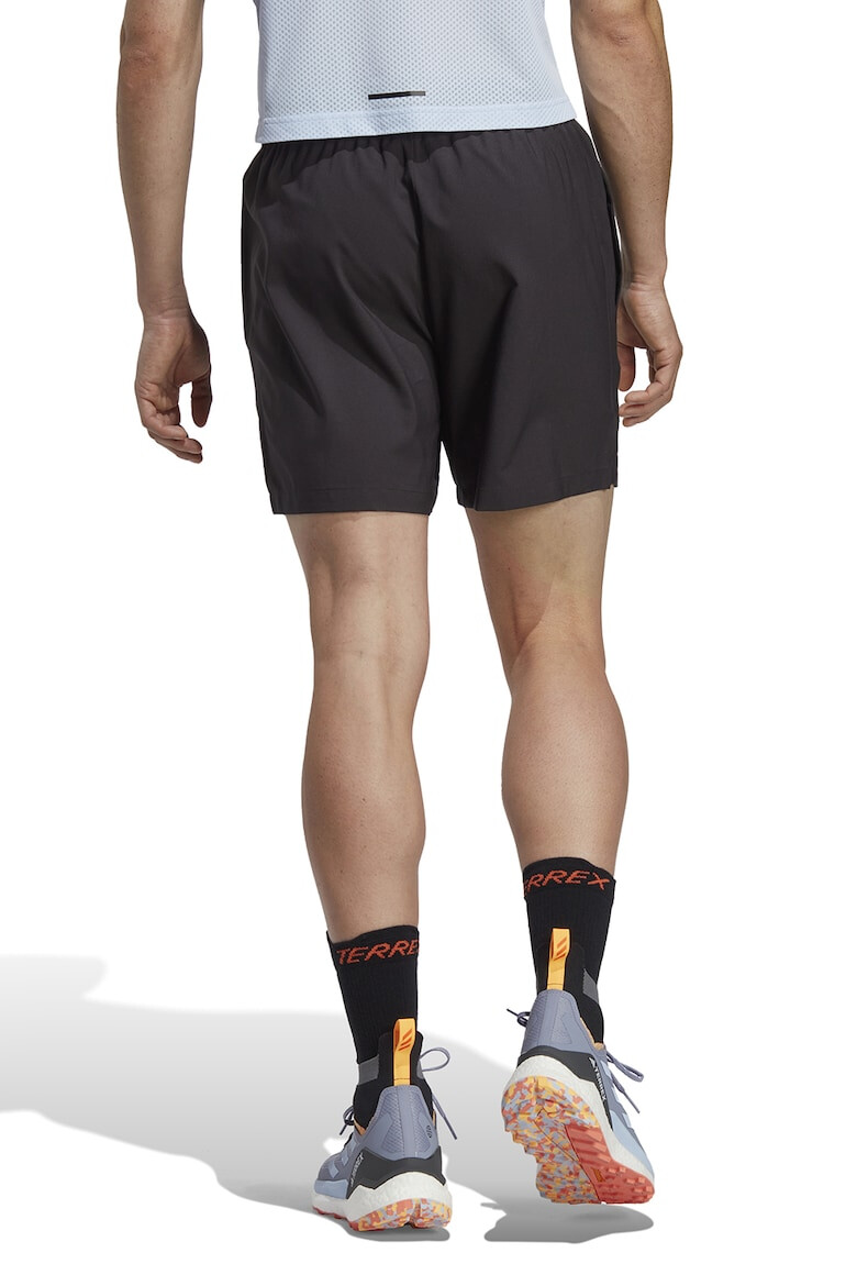 adidas Performance Къс хайкинг панталон Terrex - Pepit.bg