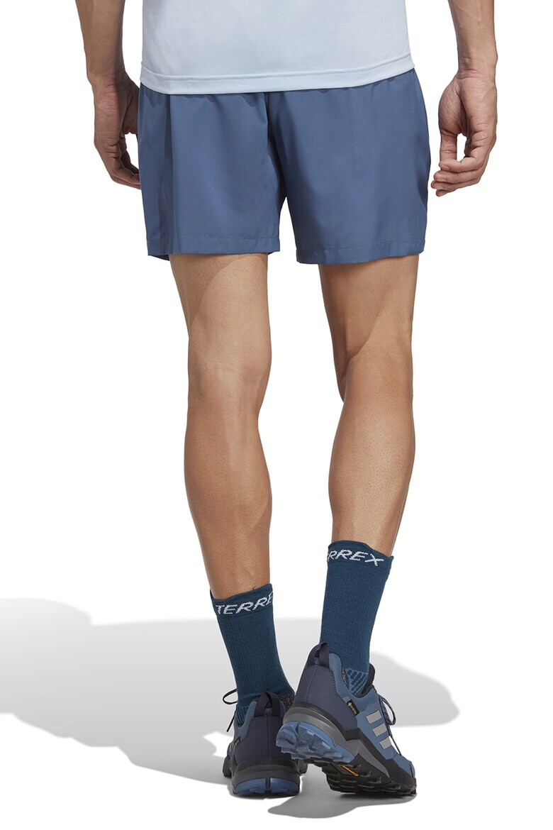 adidas Performance Къс хайкинг панталон Terrex - Pepit.bg