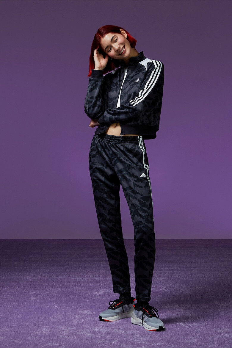 adidas Sportswear Къс суитшърт Tiro с цип - Pepit.bg