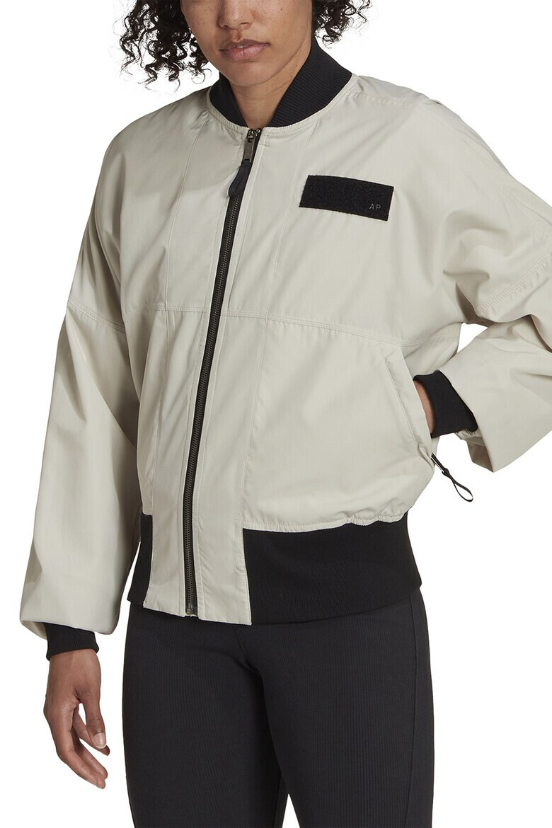 adidas Sportswear Олекотено яке - Pepit.bg