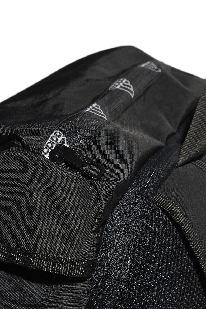 adidas Performance Раница Camper с мрежест гръб - 27.5 л - Pepit.bg
