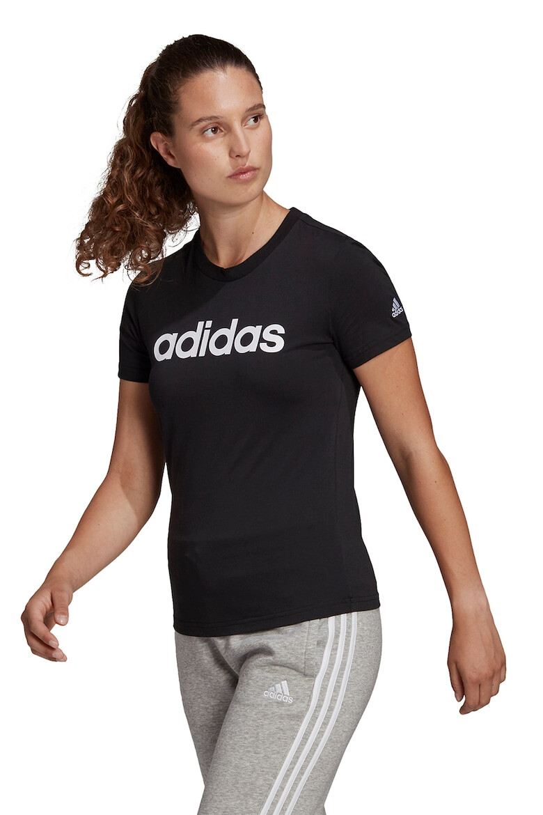 adidas Sportswear Тениска Essentials по тялото с лого - Pepit.bg