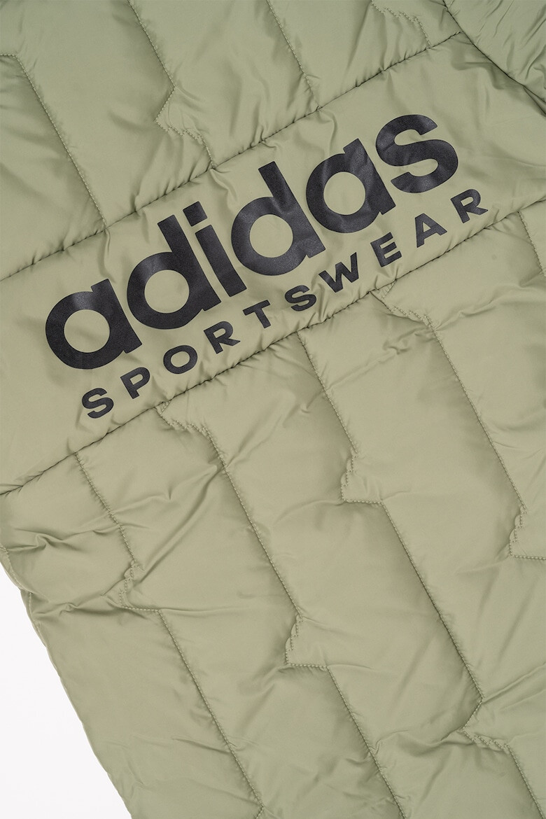 adidas Sportswear Подплатено зимно яке J Tiro с качулка и лого - Pepit.bg