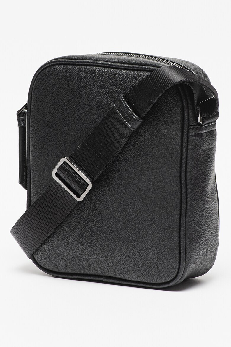 ARMANI EXCHANGE Чанта от еко кожа - Pepit.bg