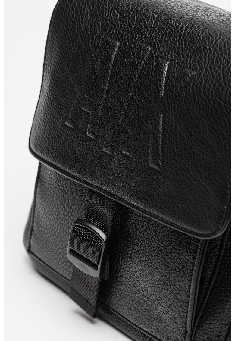 ARMANI EXCHANGE Чанта от еко кожа с капаче - Pepit.bg