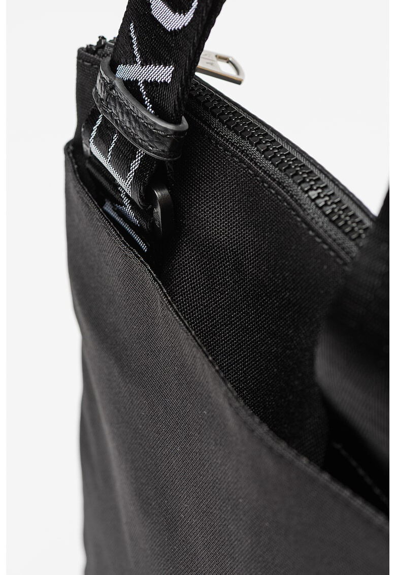 ARMANI EXCHANGE Чанта с лого - Pepit.bg