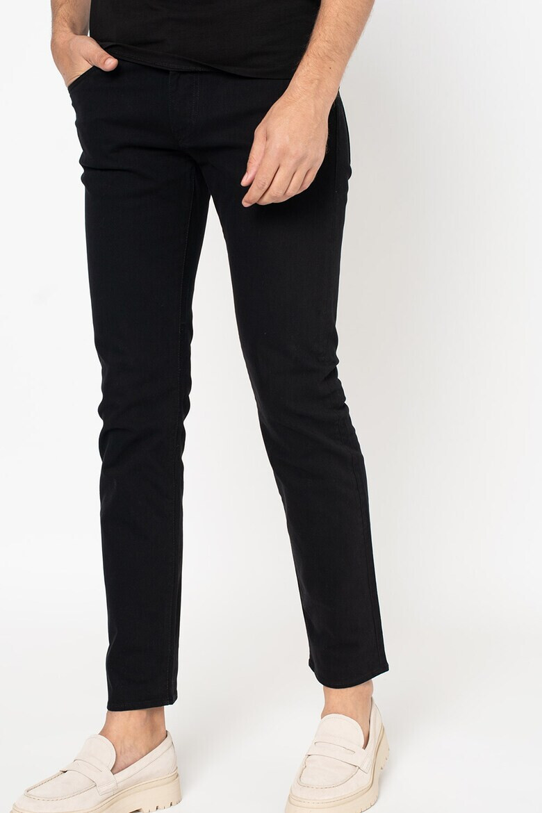 ARMANI EXCHANGE Дънки по тялото - Pepit.bg