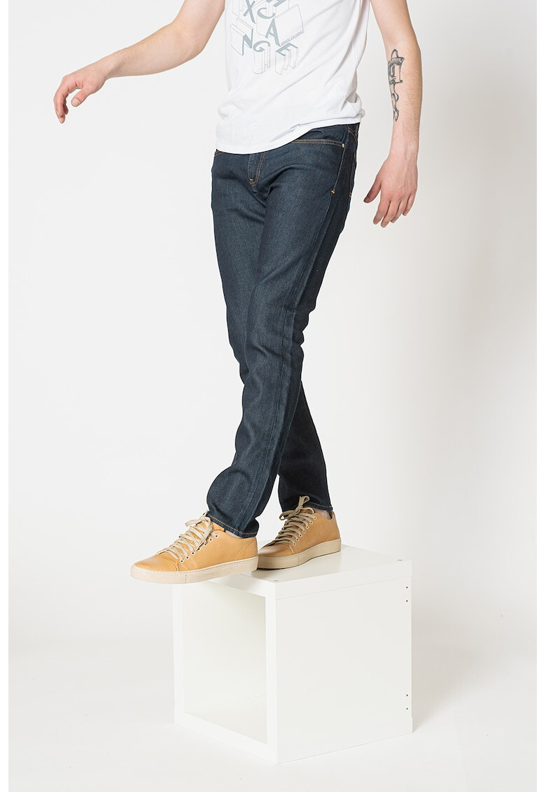 ARMANI EXCHANGE Дънки по тялото - Pepit.bg