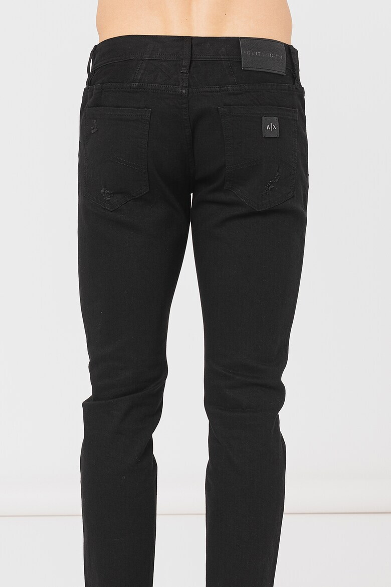 ARMANI EXCHANGE Дънки с протрити зони - Pepit.bg