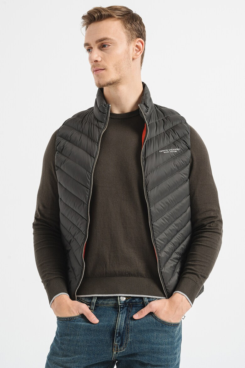 ARMANI EXCHANGE Капитониран елек с цип - Pepit.bg