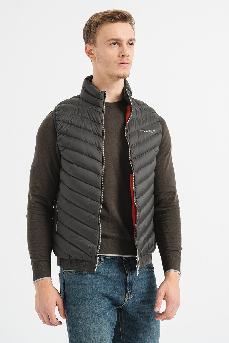 ARMANI EXCHANGE Капитониран елек с цип - Pepit.bg