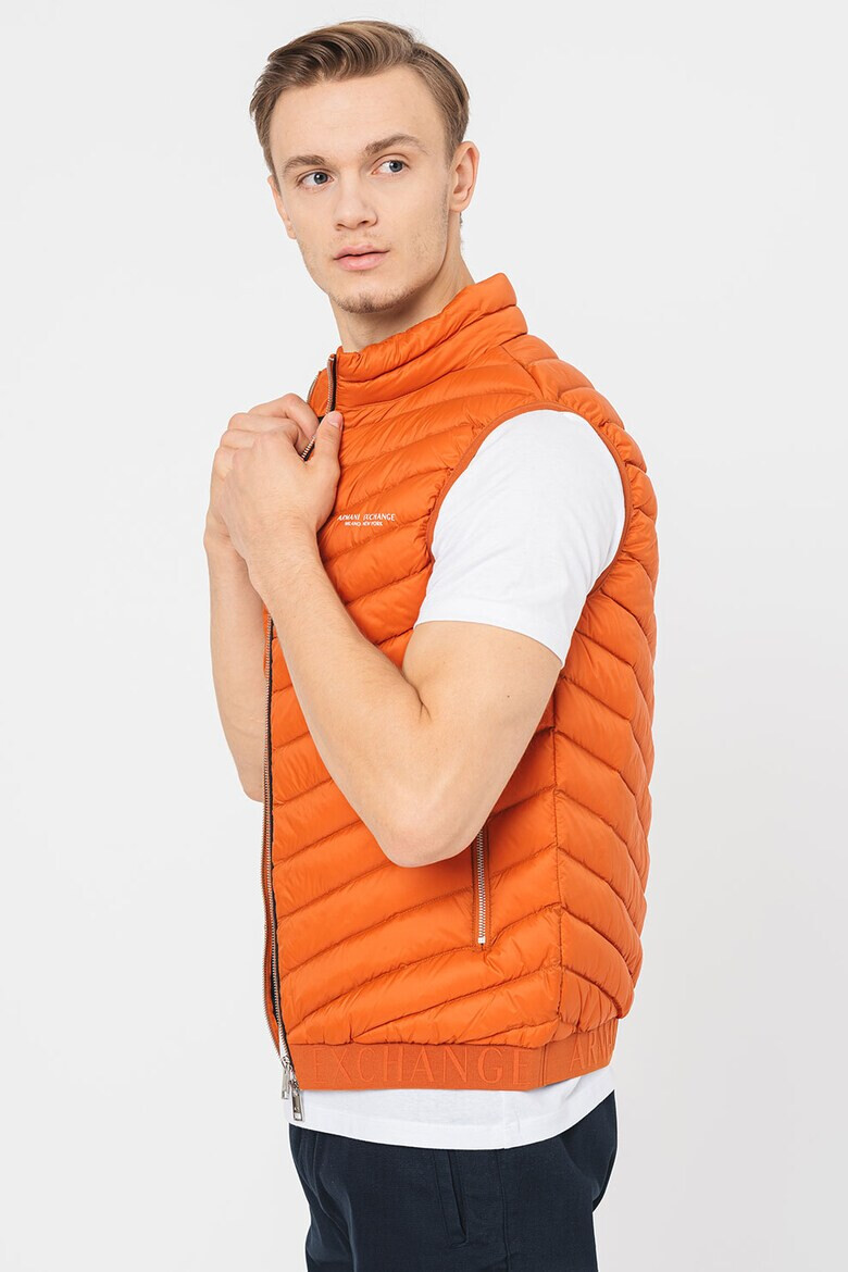 ARMANI EXCHANGE Капитониран елек с цип - Pepit.bg