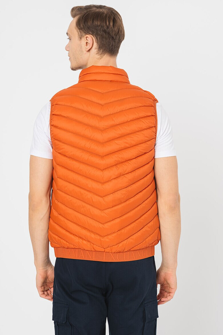 ARMANI EXCHANGE Капитониран елек с цип - Pepit.bg