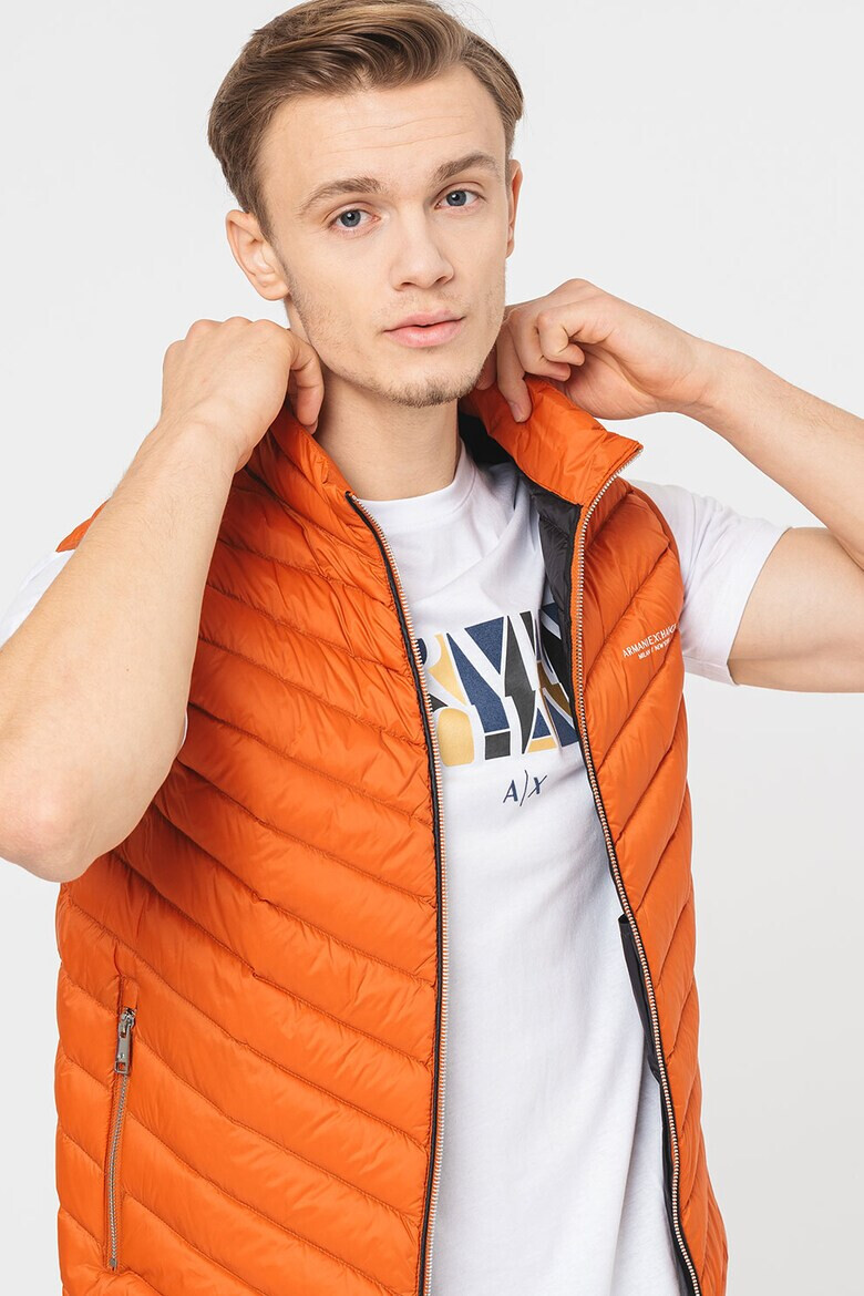 ARMANI EXCHANGE Капитониран елек с цип - Pepit.bg