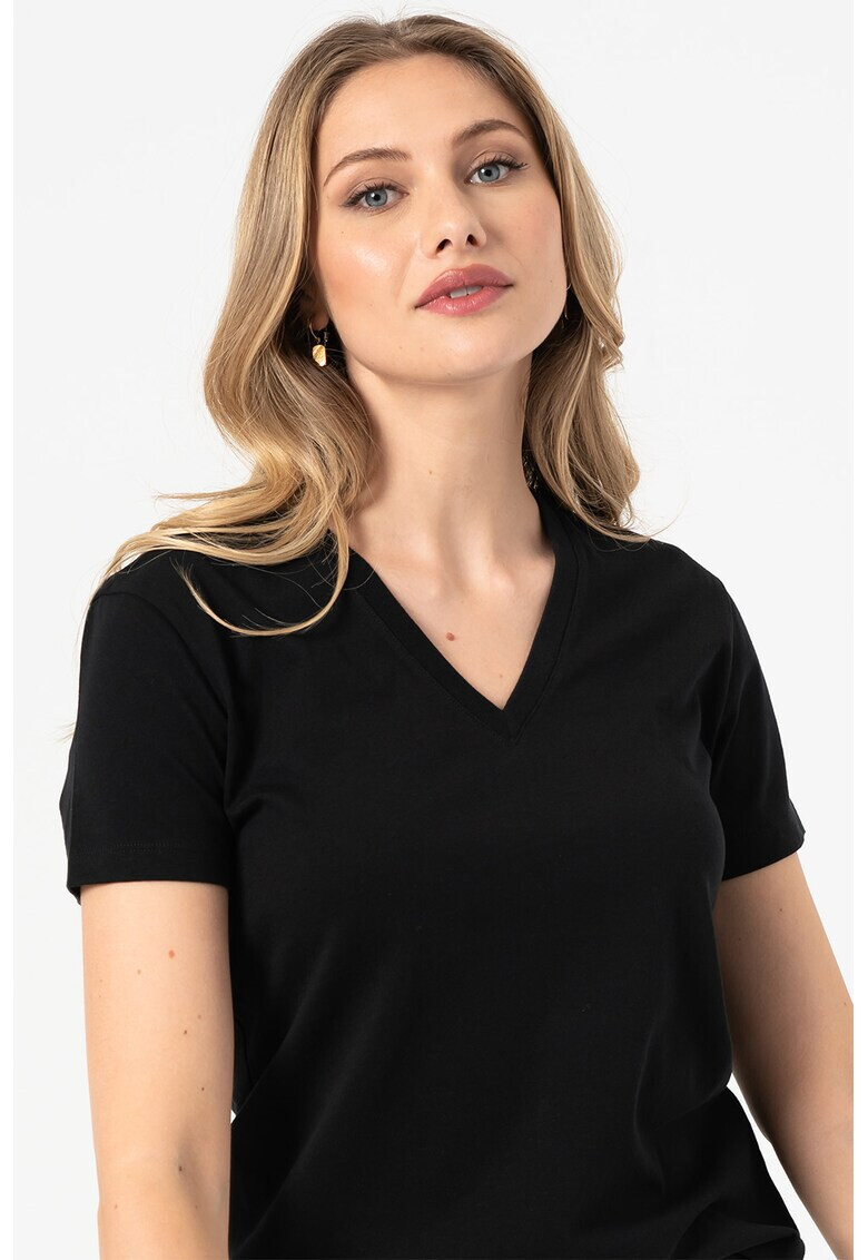 ARMANI EXCHANGE Памучна тениска с шпиц - Pepit.bg