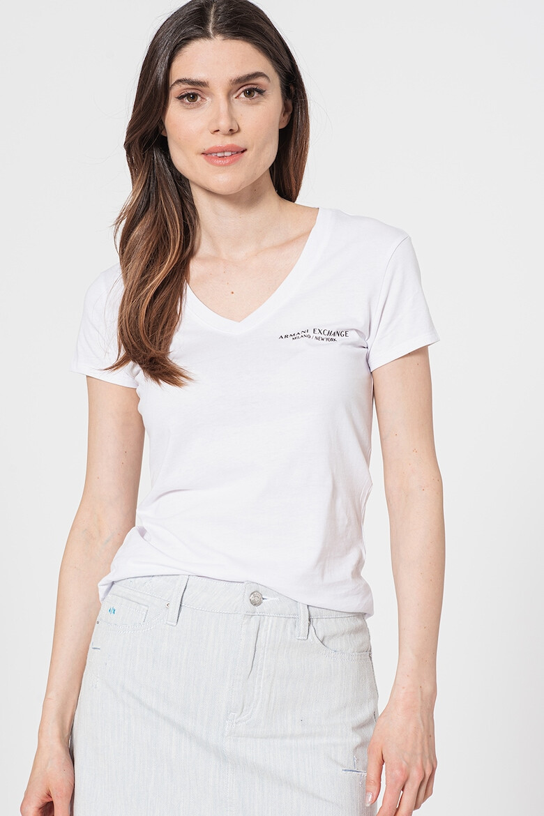 ARMANI EXCHANGE Памучна тениска с шпиц - Pepit.bg