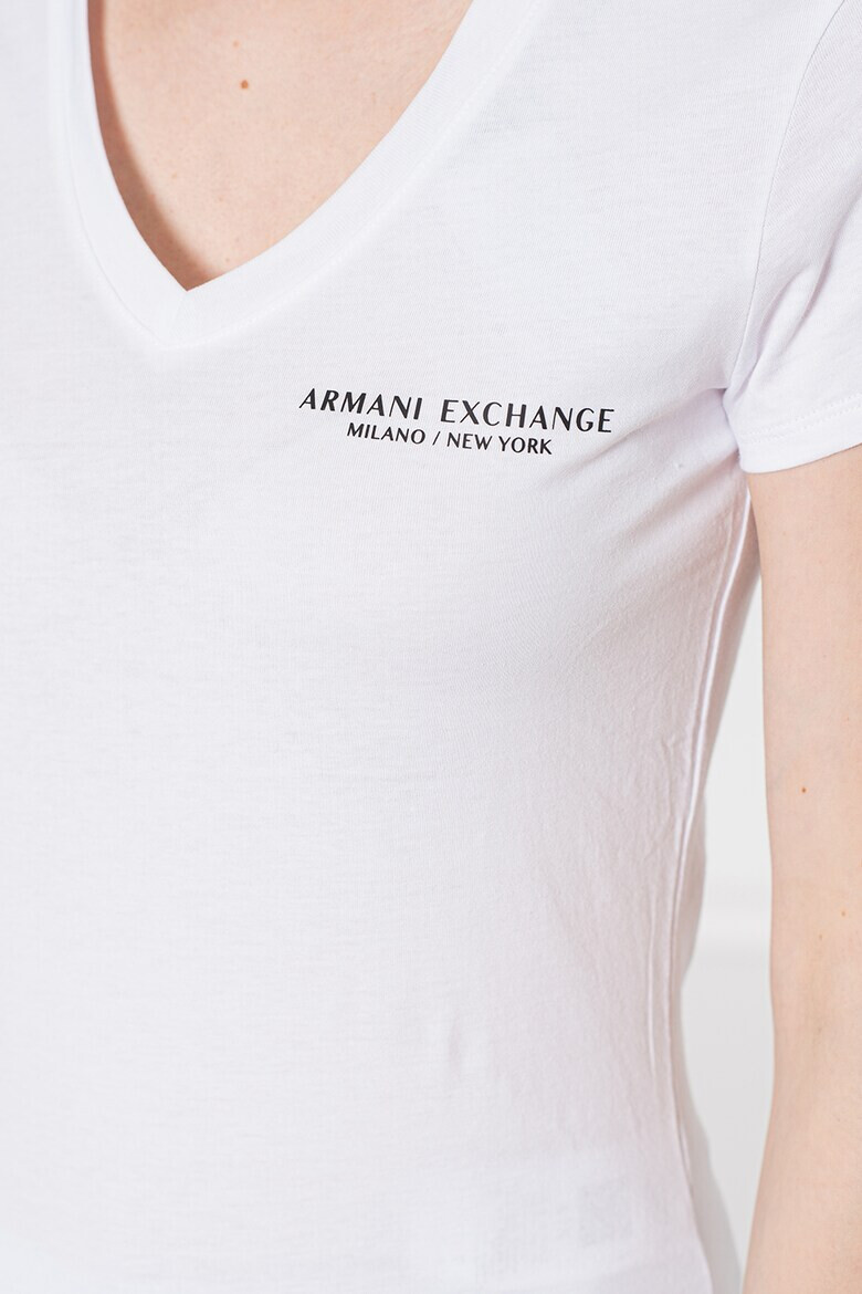 ARMANI EXCHANGE Слим тениска с шпиц - Pepit.bg