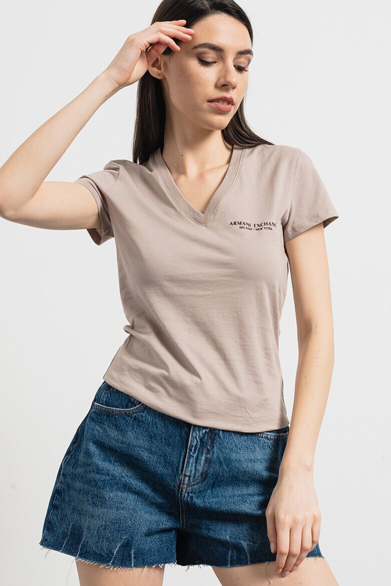 ARMANI EXCHANGE Памучна тениска с шпиц - Pepit.bg