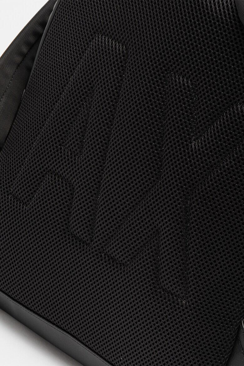 ARMANI EXCHANGE Раница с релефно лого - Pepit.bg