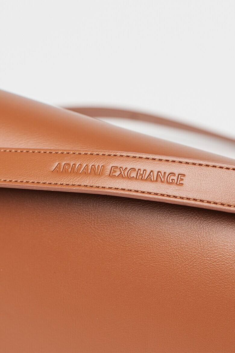 ARMANI EXCHANGE Ръчна чанта от еко кожа с капаче - Pepit.bg