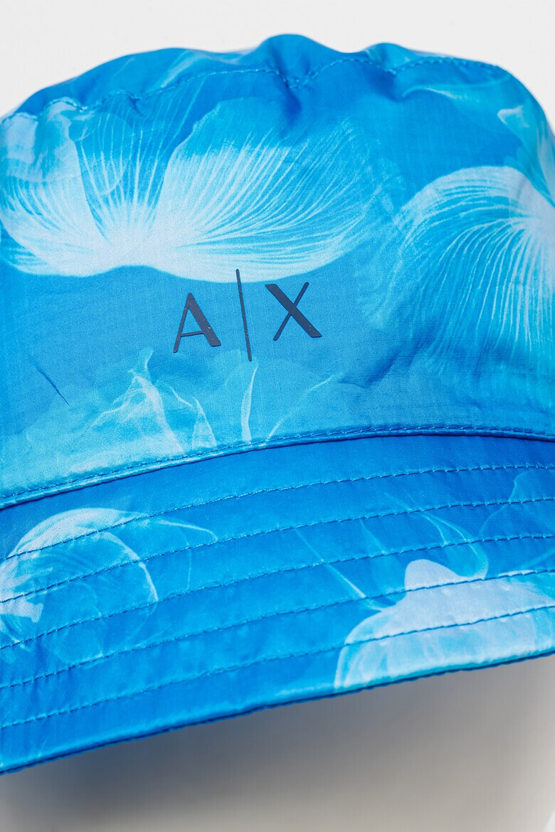 ARMANI EXCHANGE Шапка с абстрактна шарка - Pepit.bg