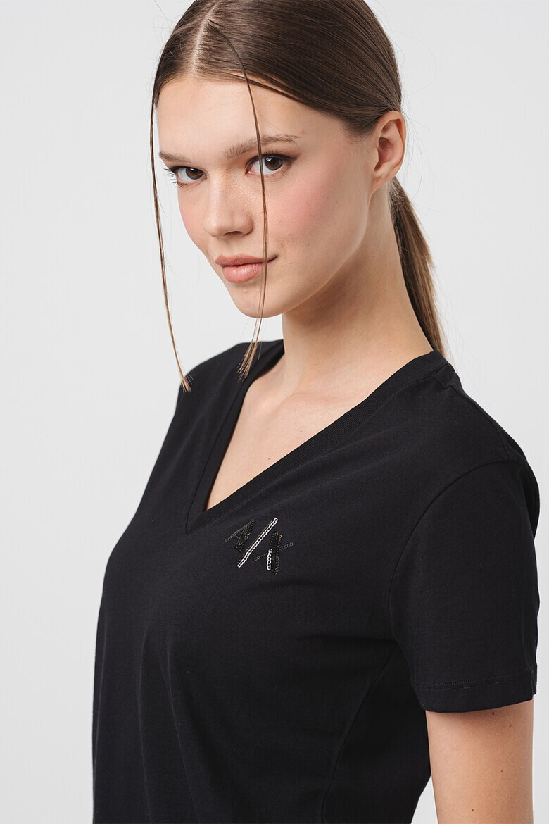 ARMANI EXCHANGE Шпиц тениска с лого - Pepit.bg
