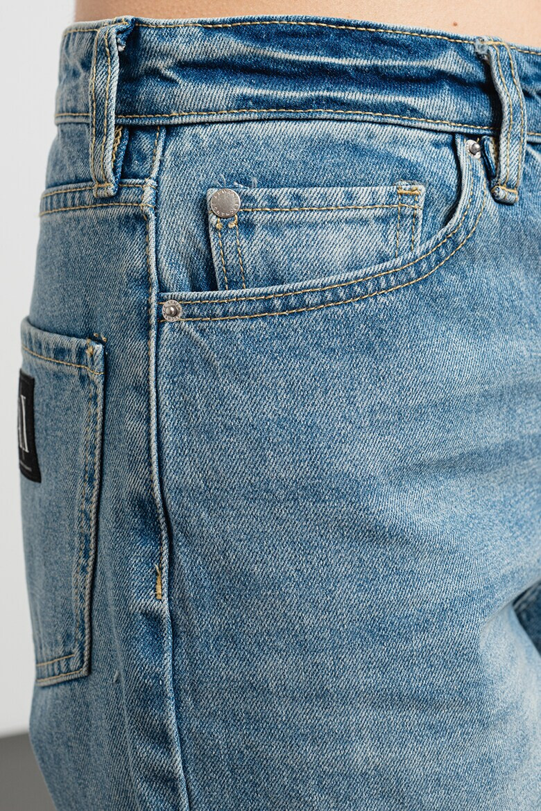 ARMANI EXCHANGE Скъсени скосени дънки - Pepit.bg